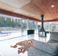 SeaSalt Beach House - architecturally designed - C Tourism