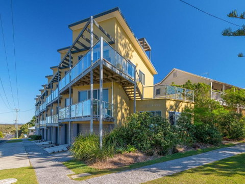 Seaspray Unit 7 Straight Across The Road From Main Beach Yamba - C Tourism 3