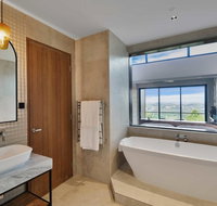 Sequoia Lodge - C Tourism