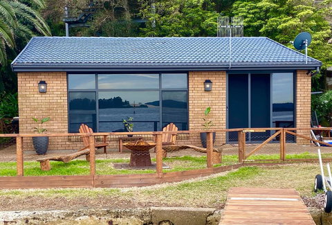 Serenity By The Lake - C Tourism 0