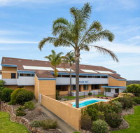 Sheridan Court on Wagonga - C Tourism