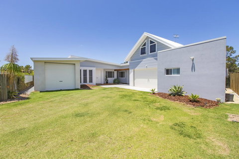 Sienna Rose - C Tourism 1