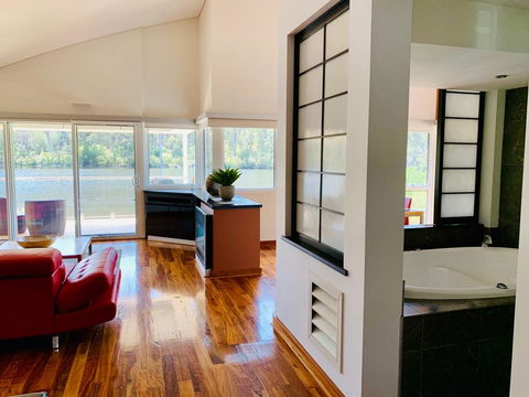 Silkwood Estate - C Tourism 3