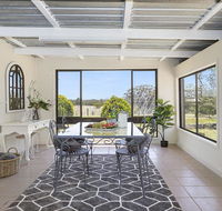 Silky Oak Cottage - cosy with country views - C Tourism