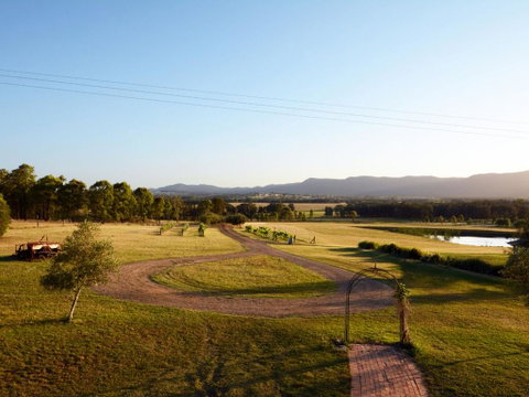 Silver Springs (4br) Cottage, With Wifi, Views, Olives And Space . Fireplace, Views, Olives And Space - C Tourism 0