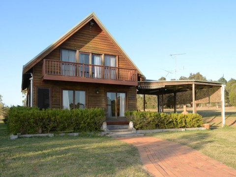 Silver Springs (4br) Cottage, With Wifi, Views, Olives And Space . Fireplace, Views, Olives And Space - C Tourism 3