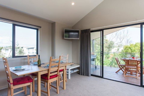 Silversands Beach Cottage - C Tourism 3