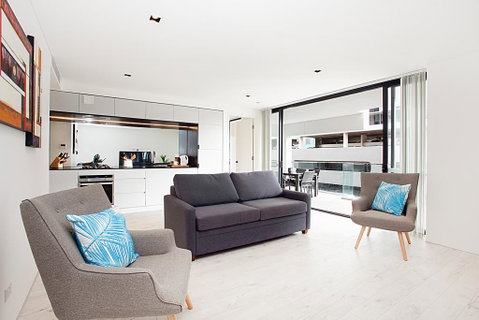 Sleek Modern Apartment In The Heart Of Manly - C Tourism 0