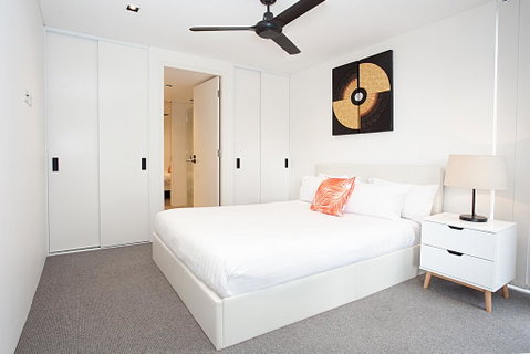 Sleek Modern Apartment In The Heart Of Manly - C Tourism 2