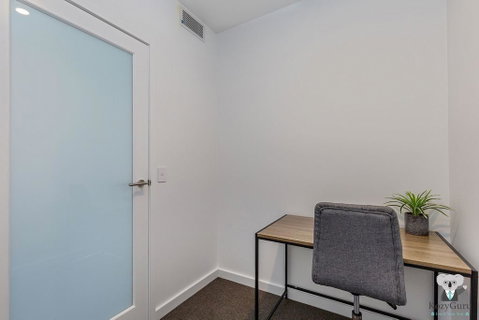 South Brisbane Kozy 1Bed APT + FREE Parking QSB001 - C Tourism 1