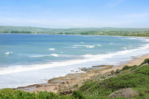 South Seas Beachfront Apartments - C Tourism 0