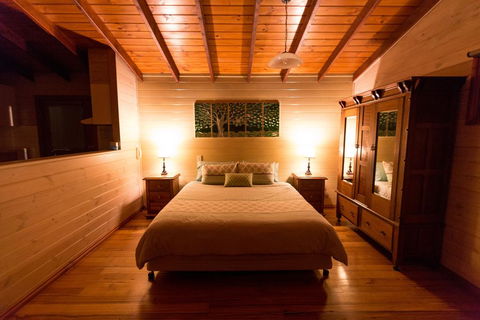Southern Anchorage Retreat - C Tourism 1