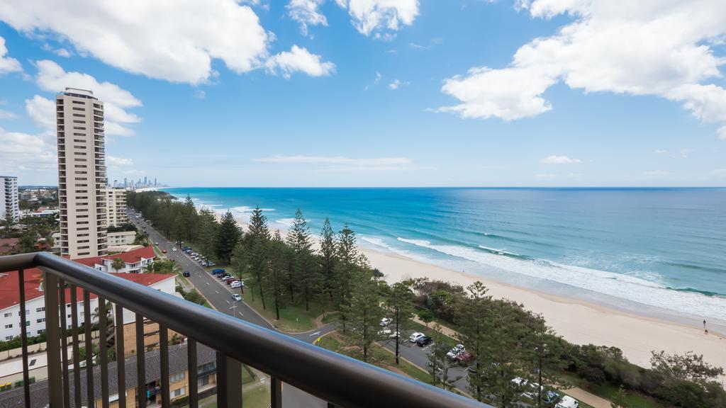 Burleigh Heads QLD C Tourism