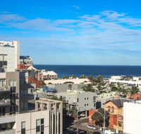 Spacious Seaviews - StayCentral - C Tourism