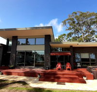 Spring Beach Garden Retreat - C Tourism