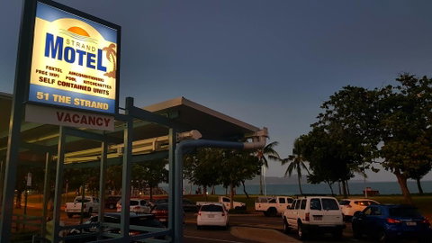 Strand Motel - C Tourism 1