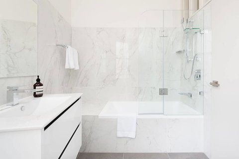 STUNNING SYDNEY HOME 8 - C Tourism 2