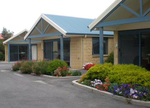 Summers Rest Units - C Tourism 0