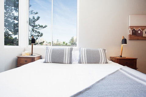 Sun Drenched Ocean View Apartment - C Tourism 2