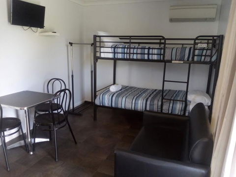 Summit Cabin - C Tourism 1