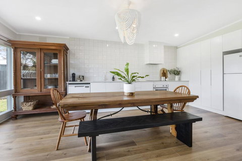 SUNKISSED - MORNINGTON - C Tourism 0