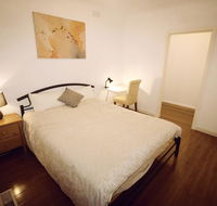 Sunny House - Melbourne Airport Home - C Tourism