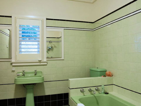 Sunrise House - C Tourism 1