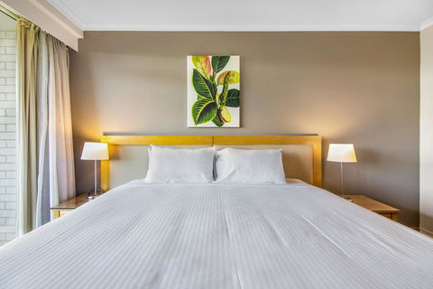 Super Convenient Apartment With Garden Views - C Tourism 1