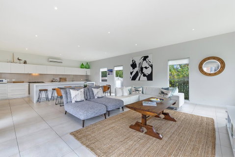 Surfs Up - Fresh And Modern East Beach Home - C Tourism 2