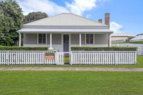 Surfs Up - Fresh And Modern East Beach Home - C Tourism 0