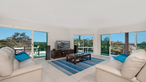 Surfside @ Shellys - East Ballina - C Tourism 0