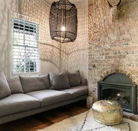 Surfside Luxury in the heart of Manly - C Tourism