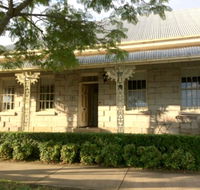 Surgeon's Cottage - C Tourism