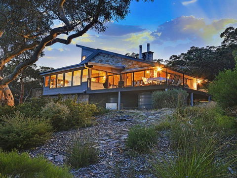 Sydney View - 70km From Sydney, 1000km From Care! - C Tourism 3