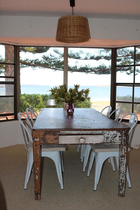 Tall Pines Beach House At Mount Dutton Bay (part Of Coffin Bay Waterways) - C Tourism 2