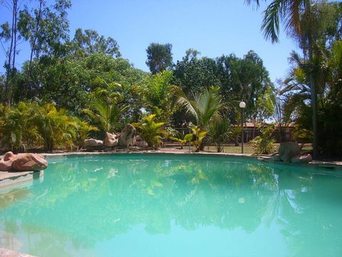Territory Manor Motel & Caravan Park - C Tourism 0