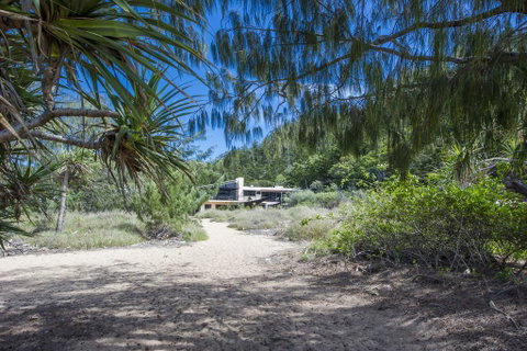 The Beach House At Arthur Bay - C Tourism 3