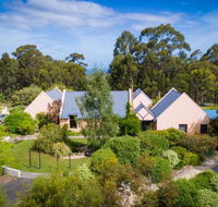 Parnella Accommodation - C Tourism
