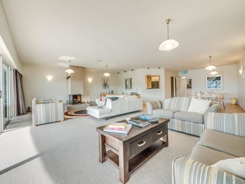 The Cove Kettering - C Tourism 28