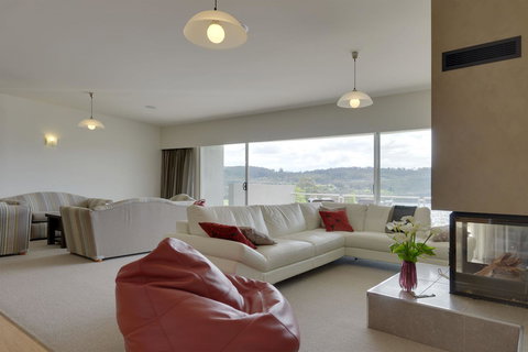 The Cove Kettering - C Tourism 16