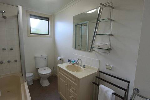 Moonah Central Apartments - C Tourism 27