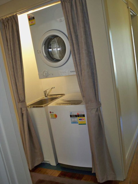 Moonah Central Apartments - C Tourism 36