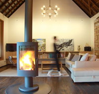 BIG.SHED.HOUSE - C Tourism