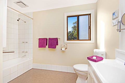 Naivasha Cottage - C Tourism 11