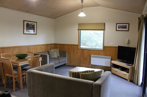 Cradle Mountain Wilderness Village - C Tourism 36
