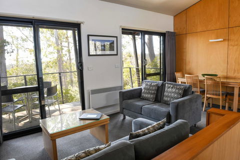 Cradle Mountain Wilderness Village - C Tourism 26