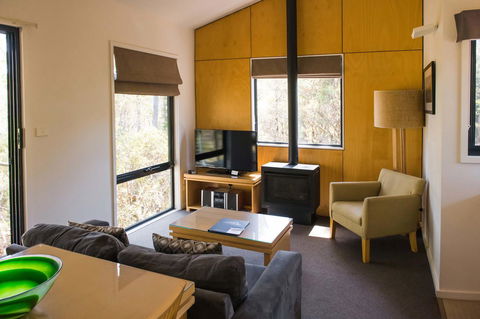 Cradle Mountain Wilderness Village - C Tourism 21