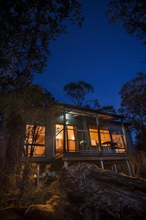 Cradle Mountain Wilderness Village - C Tourism 38