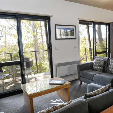 Cradle Mountain Wilderness Village - C Tourism 6