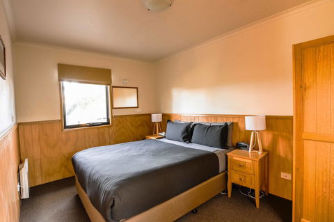 Cradle Mountain Wilderness Village - C Tourism 17